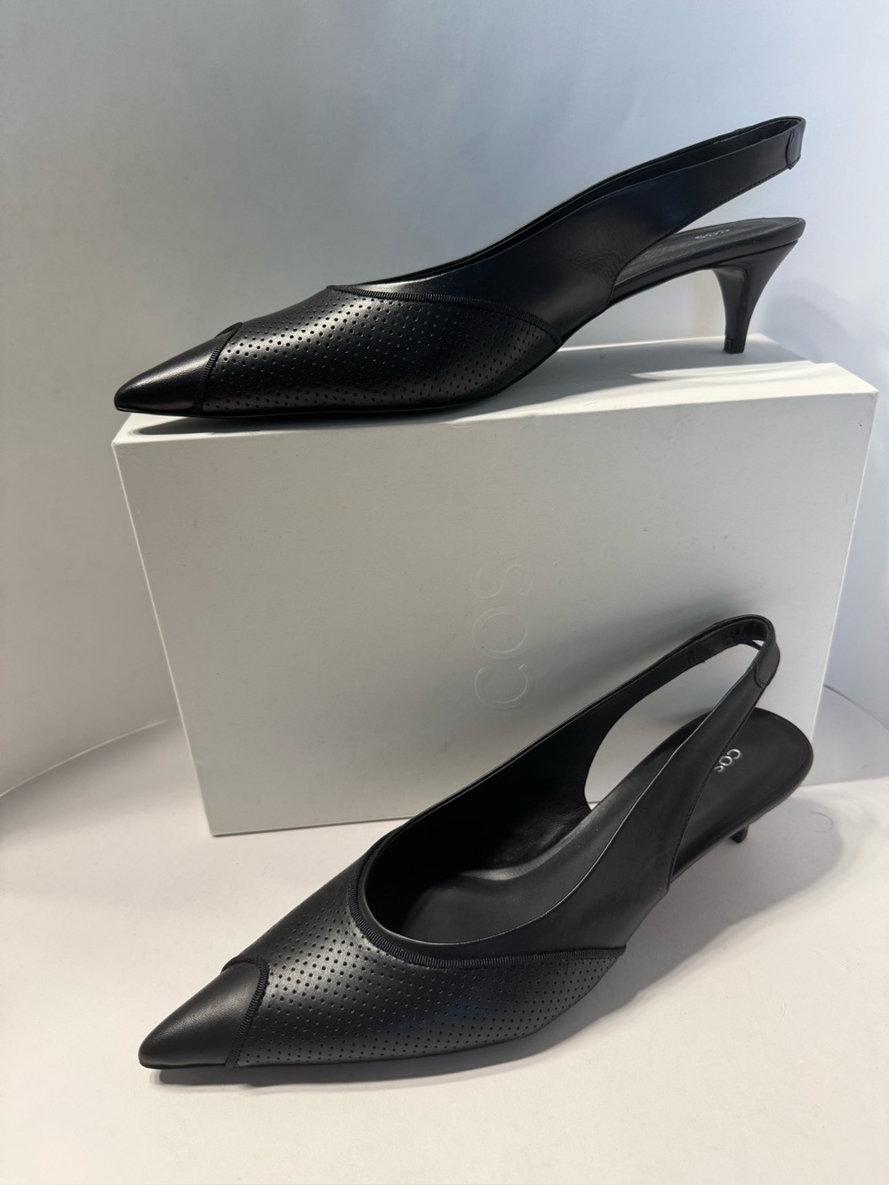NIB COS Black Perforated Pointed Slingback Shoes Kitten Heel size 10.5-11 - Picture 6 of 8